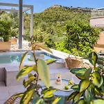 Hotel Chromata Assos Kefalonia 3*