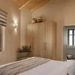 Chromata Assos Kefalonia 3* אסוס