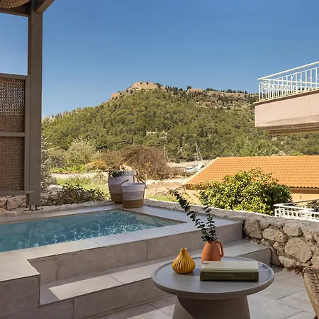Hotel Chromata Assos Kefalonia 3*
