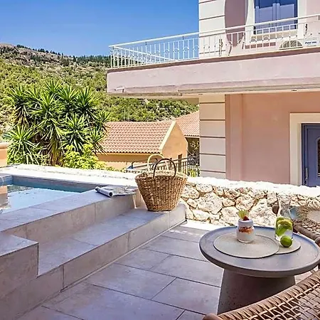Hotel Chromata Assos Kefalonia 3*