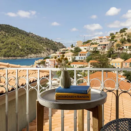 Ξενοδοχείο Chromata Assos Kefalonia 3*