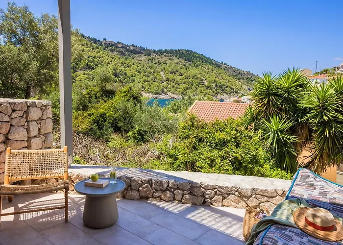 Chromata Assos Kefalonia Hotel 3*