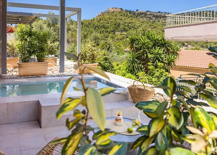 Hotel Chromata Assos Kefalonia 3*